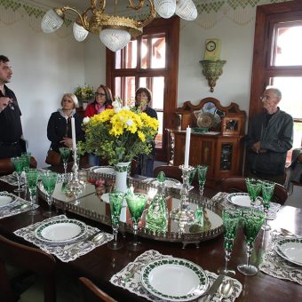 Green salon at Russian Dacha during a guided tour